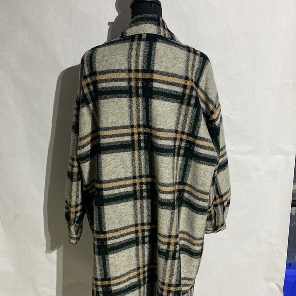 Vero Moda Shacket - Picture 2 of 4